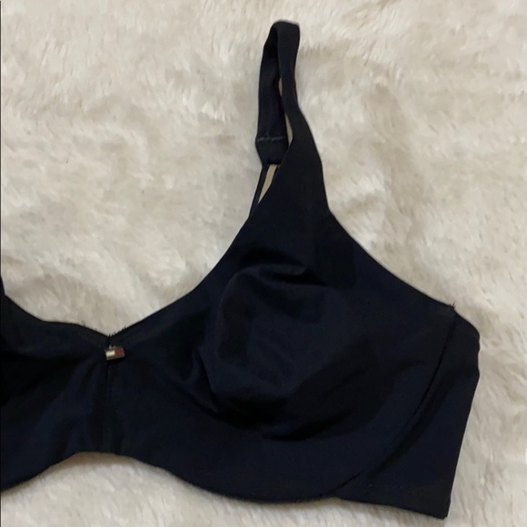 Tommy Hilfiger 36B underwire black bra - Picture 3 of 9